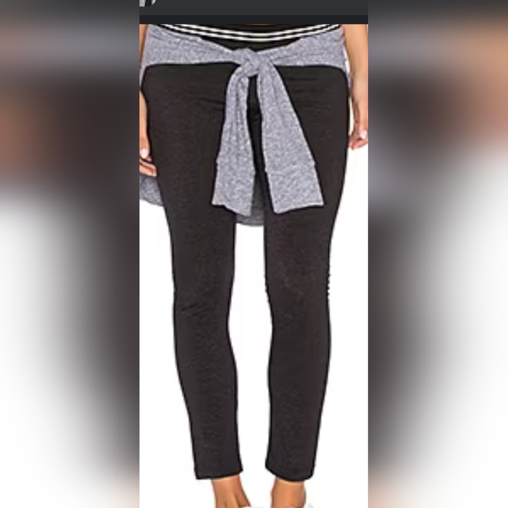 Tied Tee Legging in BlackMONROWColor:Black size xs